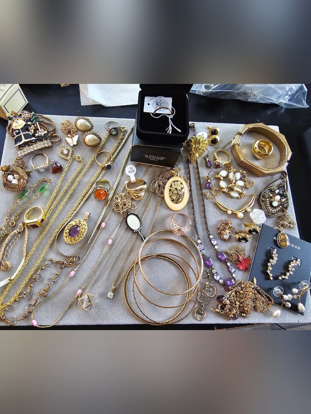 Lot Of Vintage Jewelry